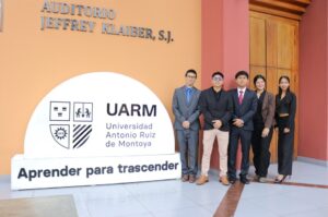 Delegación UARM en el CADE Universitario